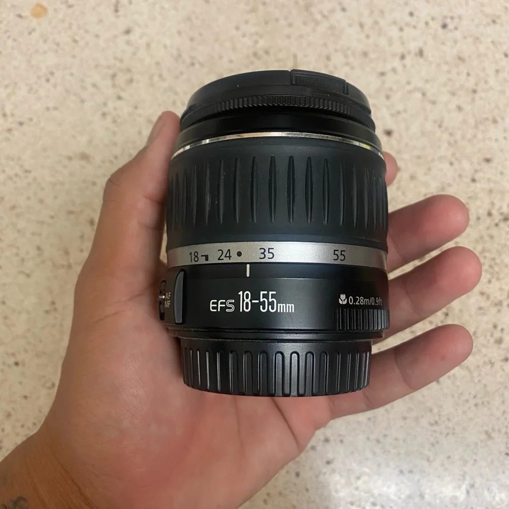 Canon EFS 18x55 lens